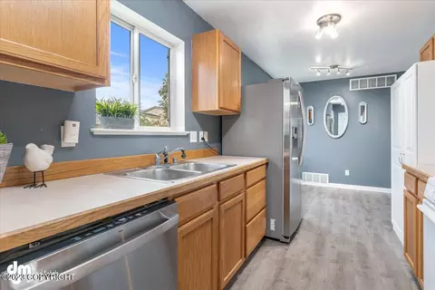 5934 E 12th Ave # 7, Anchorage, AK 99504 photo 12