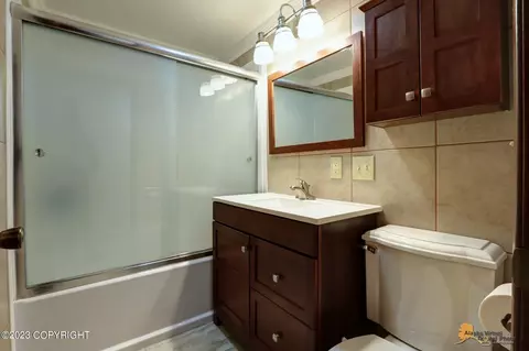 1420 E 27th Ave, Anchorage, AK 99508 photo 34