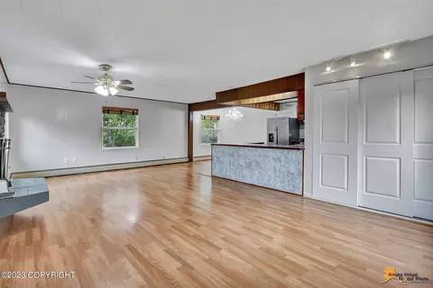 1420 E 27th Ave, Anchorage, AK 99508 photo 8