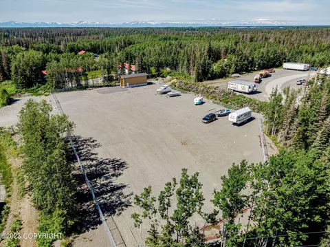 47714 Marquitta Ave, Soldotna, AK 99669