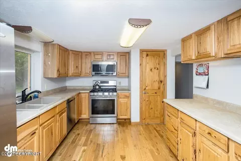 3041 E Fairview Loop, Wasilla, AK 99654 photo 10