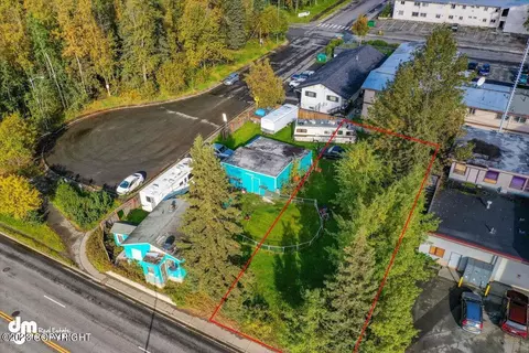 L4 B4 Commercial Drive, Anchorage, AK 99501