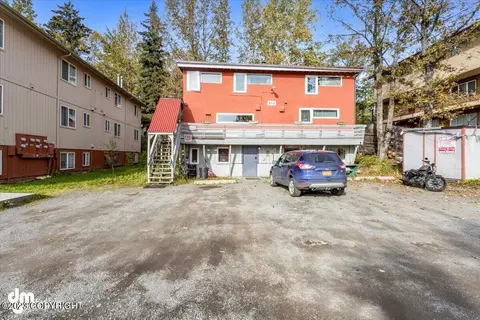 512 Eyak Dr, Anchorage, AK 99501 photo 1