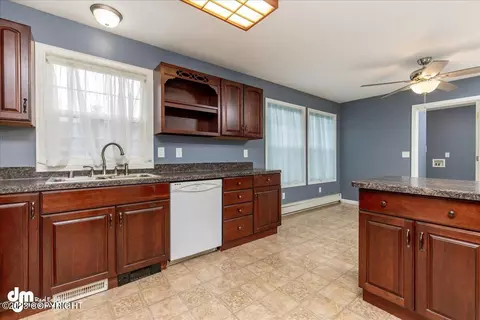 8121 E 6th Ave, Anchorage, AK 99504 photo 10