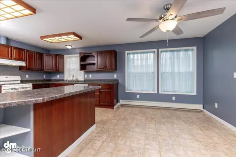 8121 E 6th Ave, Anchorage, AK 99504 photo 12
