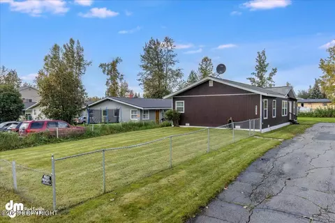 8121 E 6th Ave, Anchorage, AK 99504 photo 28