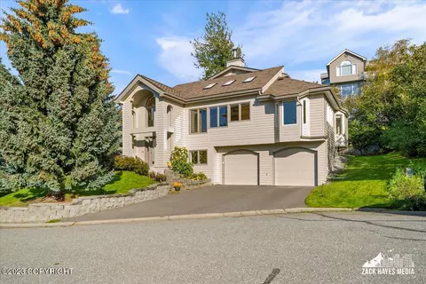 18719 Mountain Plover Cir, Anchorage, AK 99516