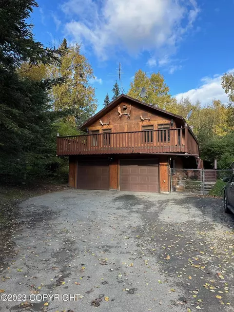 9031 E Tern Dr, Palmer, AK 99645
