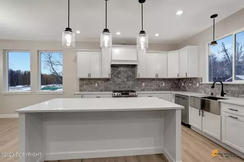 Kitchen - 7669 E Downstream Dr, Wasilla, AK 99654 photo 1 of 10