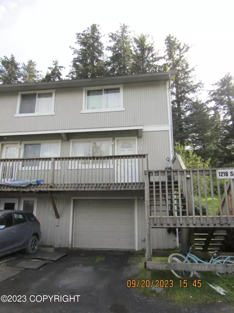 1218 Selief Ln # 7, Kodiak, AK 99615