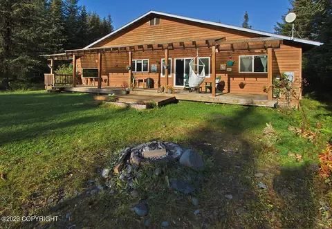 62385 Skyine Dr, Homer, AK 99603
