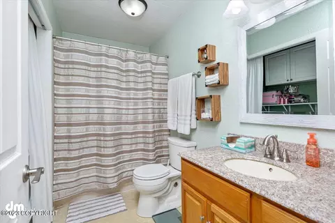 6261 Gross Dr, Anchorage, AK 99507 photo 15