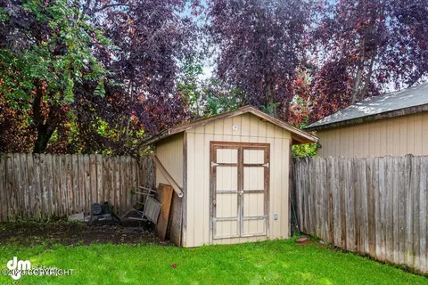 6261 Gross Dr, Anchorage, AK 99507 photo 20