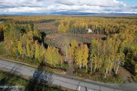 13983 N Willow Station Rd, Willow, AK 99688