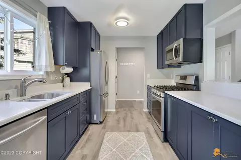3321 Wiley Post Loop, Anchorage, AK 99517 photo 9