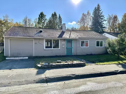 2452 Oak Dr, Anchorage, AK 99508