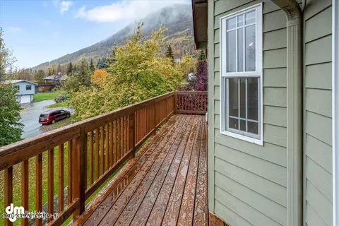 10129 Preuss Ln, Eagle River, AK 99577 photo 41