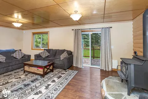 10129 Preuss Ln, Eagle River, AK 99577 photo 19