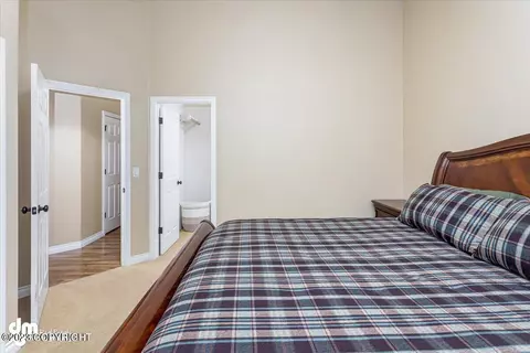 10129 Preuss Ln, Eagle River, AK 99577 photo 23