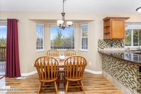 10129 Preuss Ln, Eagle River, AK 99577 photo 11