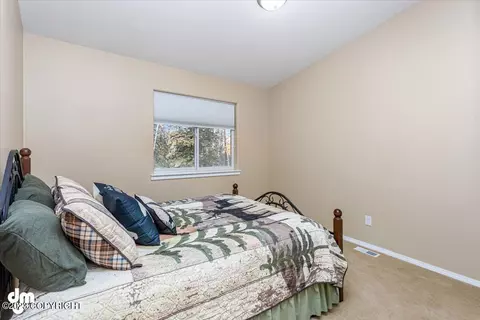 10129 Preuss Ln, Eagle River, AK 99577 photo 32