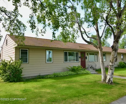 1600 W 11th Ave # 24, Anchorage, AK 99501