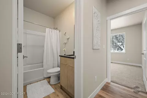 Bath - 17610 Birchtree St, Chugiak, AK 99567 photo 4 of 5