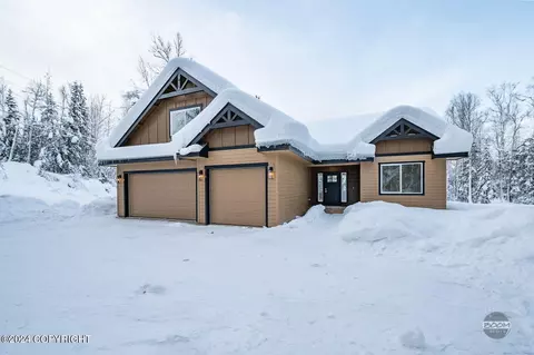 Exterior - 17610 Birchtree St, Chugiak, AK 99567 photo 1 of 8