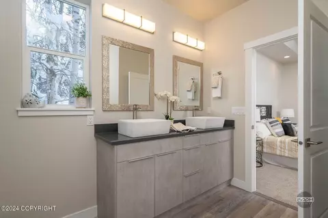 Bath - 17610 Birchtree St, Chugiak, AK 99567 photo 2 of 5