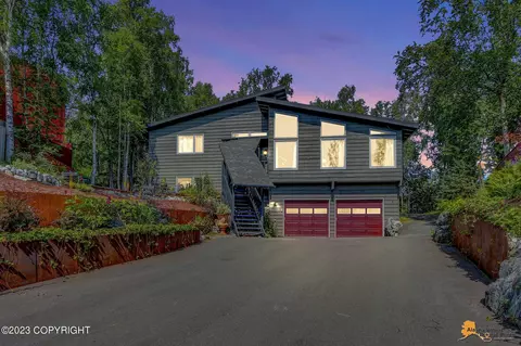 1661 George Bell Cir, Anchorage, AK 99515