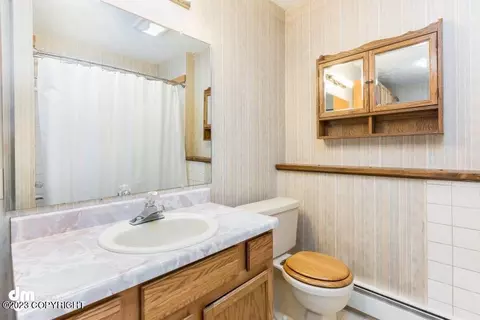 8300 E 20th Ave, Anchorage, AK 99504 photo 20