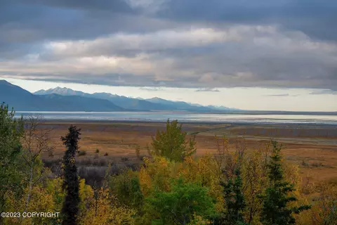 748 Oceanview Dr, Anchorage, AK 99515