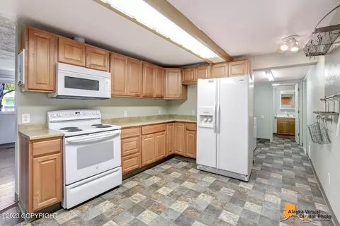 1701 Twining Dr, Anchorage, AK 99504 photo 11