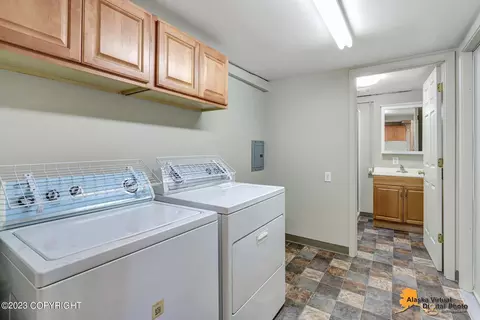 1701 Twining Dr, Anchorage, AK 99504 photo 12