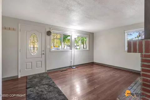 1701 Twining Dr, Anchorage, AK 99504 photo 6