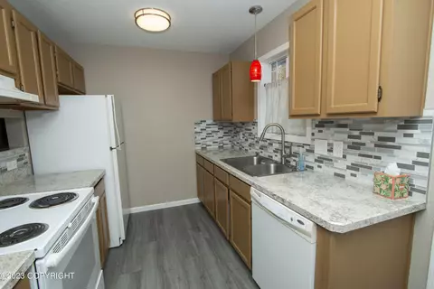 3930 E 66th Ave, Anchorage, AK 99507 photo 7