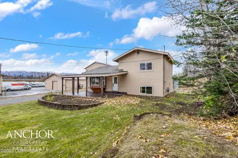 1101 N Shenandoah Dr, Wasilla, AK 99654