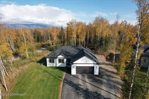 5413 W Keri Cir, Wasilla, AK 99623