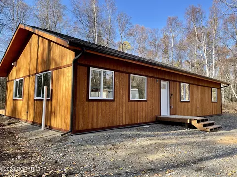 24768 S Spatterdock St, Talkeetna, AK 99676
