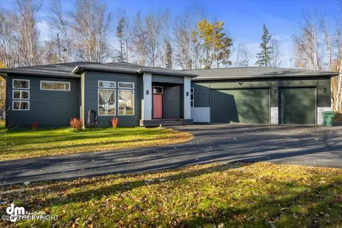 5202 N Kipling Dr, Wasilla, AK 99654