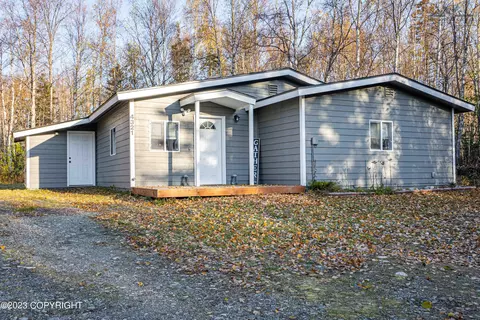 4321 E Curtis Dr, Wasilla, AK 99654