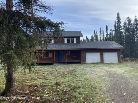 5608 Tanana Loop, Delta Junction, AK 99737 photo 2