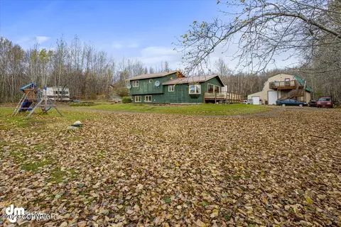 14001 E Soapstone Rd, Palmer, AK 99645