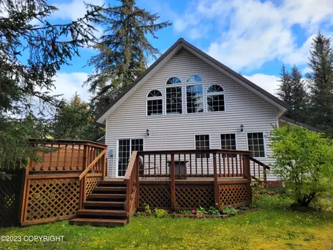 13296 Bruno Rd, Seward, AK 99664