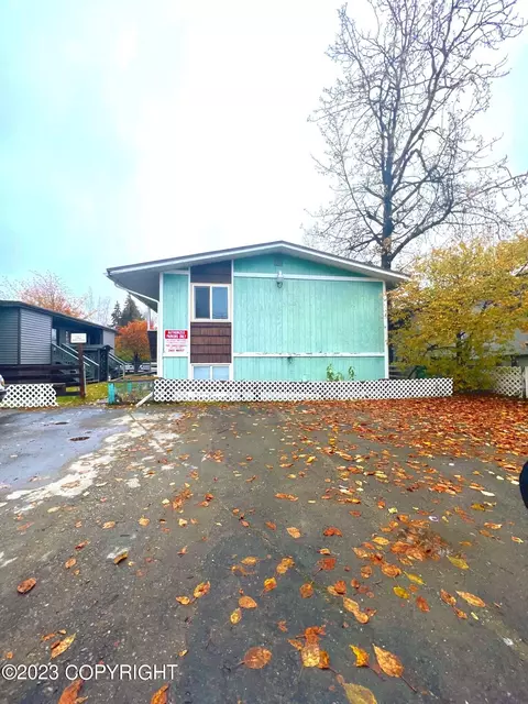1032 E 12th Ave, Anchorage, AK 99501 photo 3