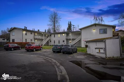 8070 Giddeon Cir # 6, Anchorage, AK 99504