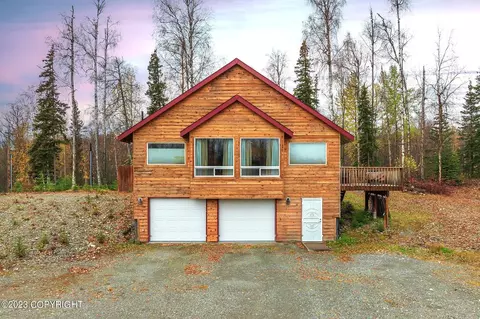 6469 Rains Dr, Big Lake, AK 99652