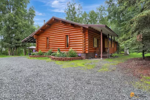 20236 Tulwar Dr, Chugiak, AK 99567