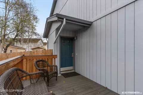 8141 Kronos Dr, Anchorage, AK 99502 photo 3