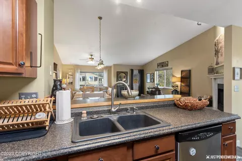 8141 Kronos Dr, Anchorage, AK 99502 photo 18